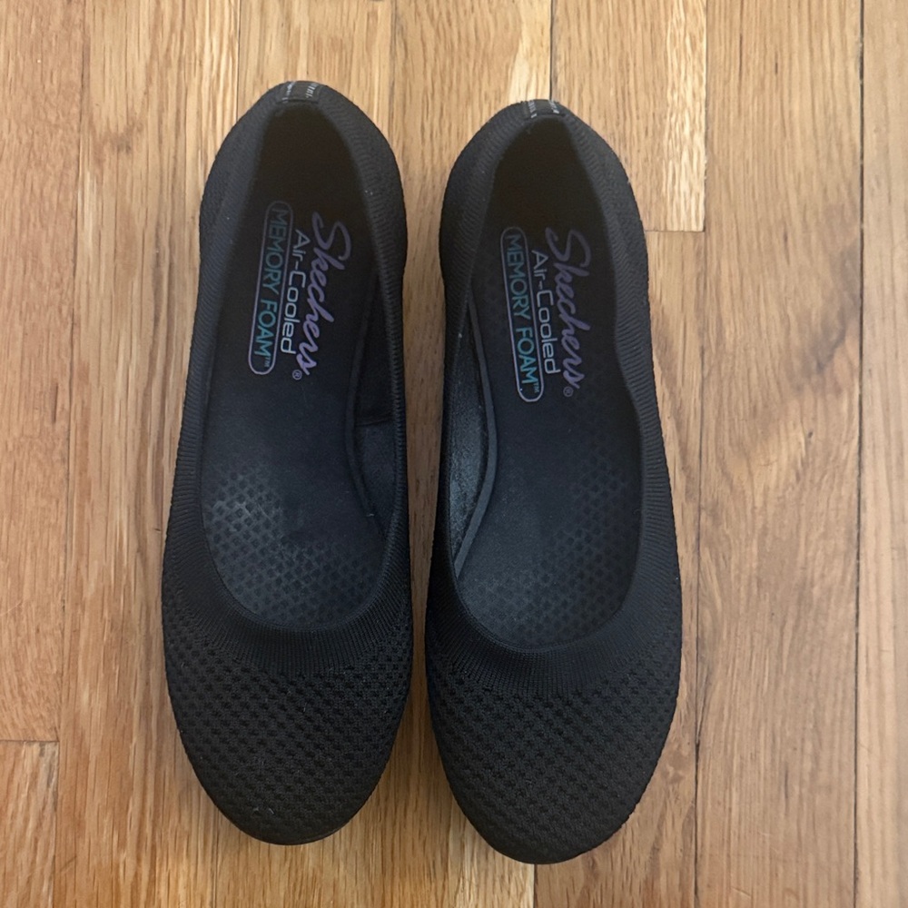 Skechers Women's Black Mesh Flats